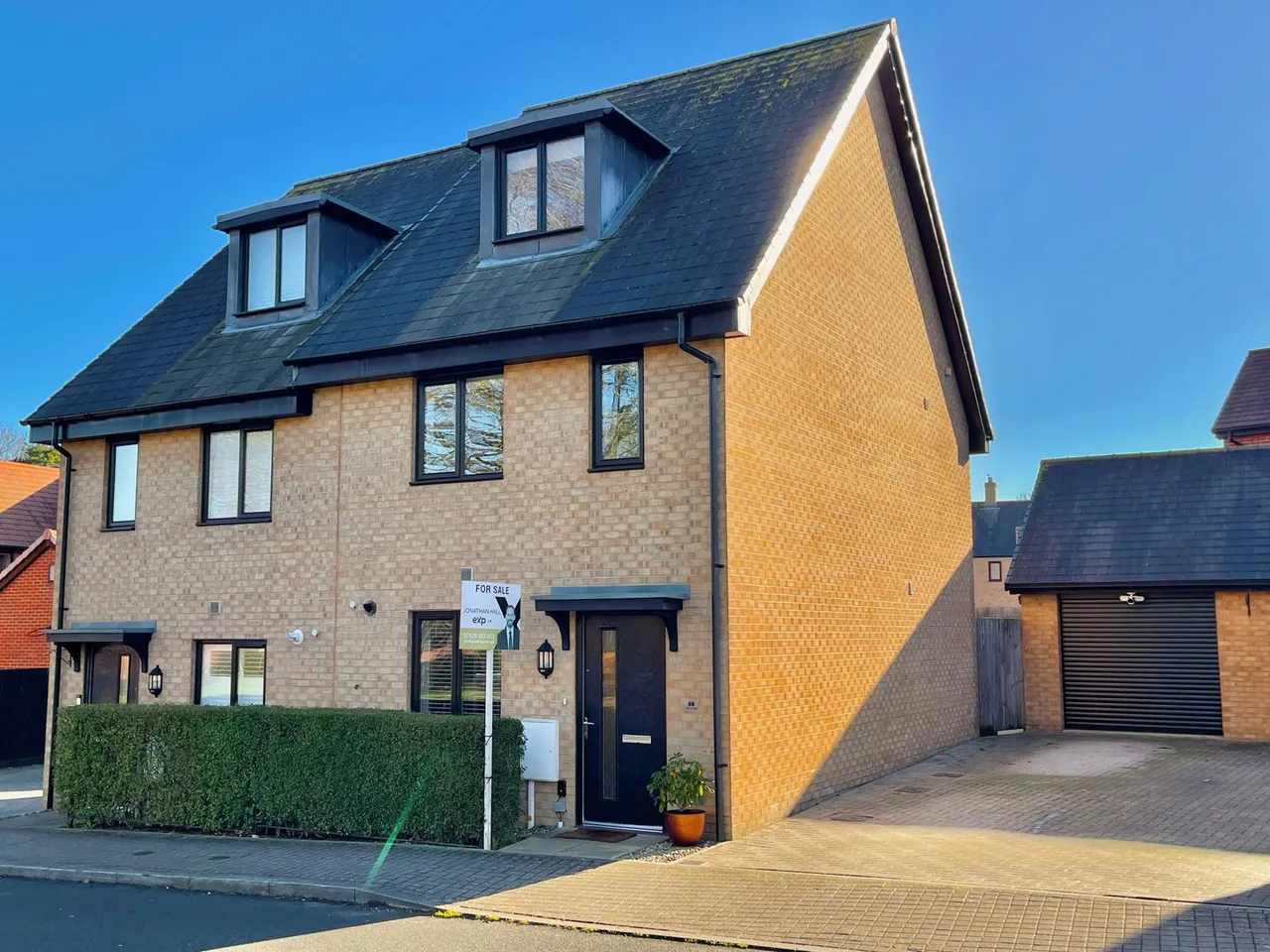 3 bed house for sale, Hawley Drive, West Malling, ME19