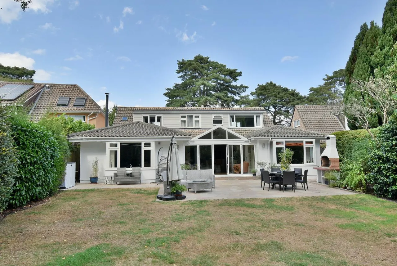 Wight Walk, BH22, photo 2