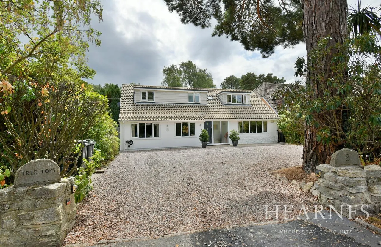 5 bed house for sale, Wight Walk, BH22