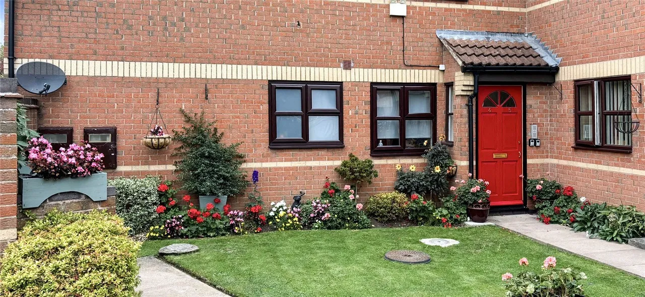 Parlour Close, Wigston, LE18, photo 24