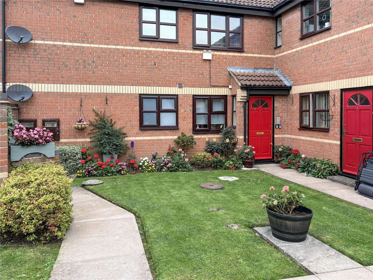 2 bed flat for sale, Parlour Close, Wigston, LE18