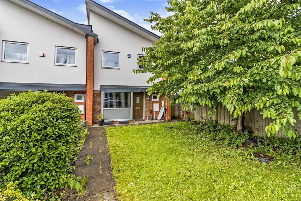 2 bed house to rent — Arena Drive, Manchester, Greater Manchester, M11
