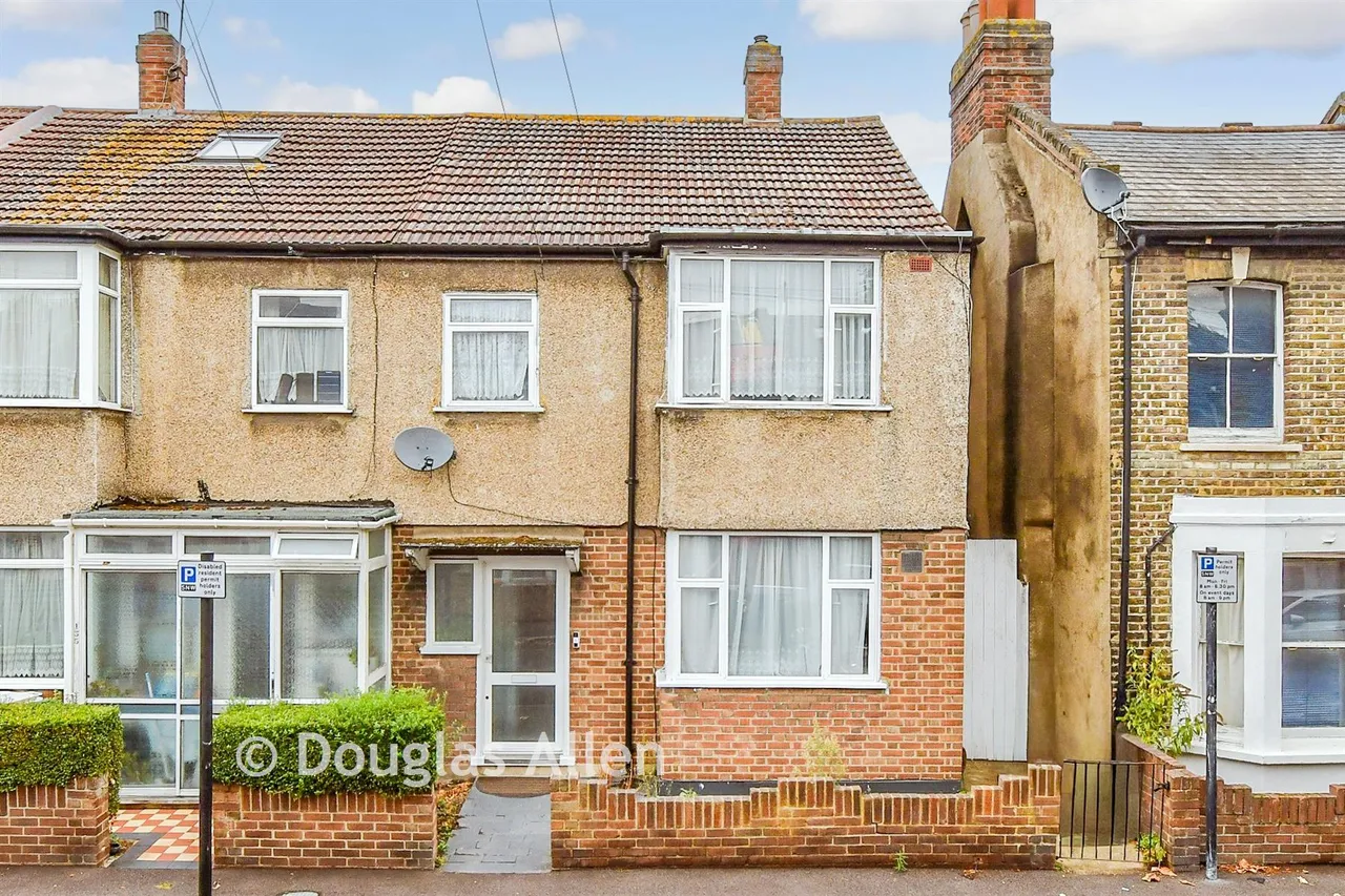 3 bed house for sale, Colegrave Road, London, E15