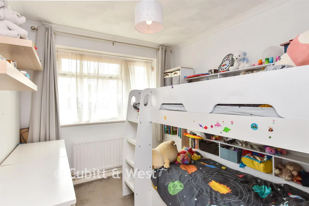 Hoddern Avenue, Peacehaven, BN10, photo 10
