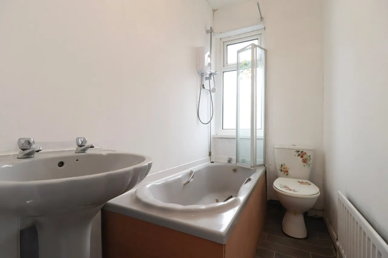Belvedere Mount, Leeds, LS11, photo 10