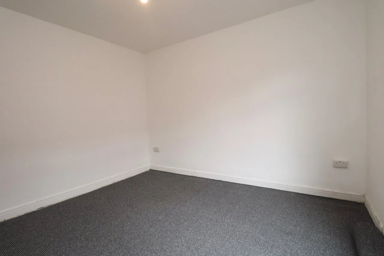 Belvedere Mount, Leeds, LS11, photo 8