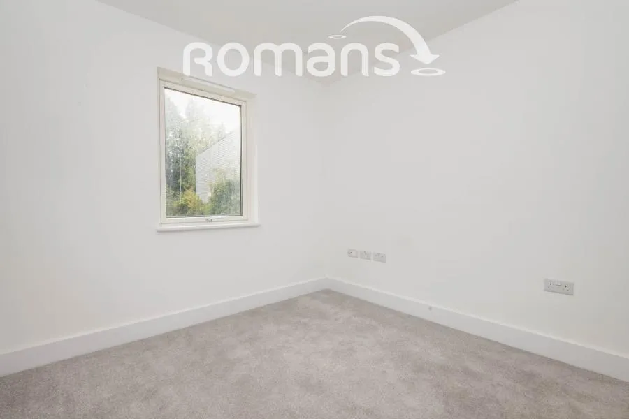 Lyon Way, Frimley, GU16, photo 5