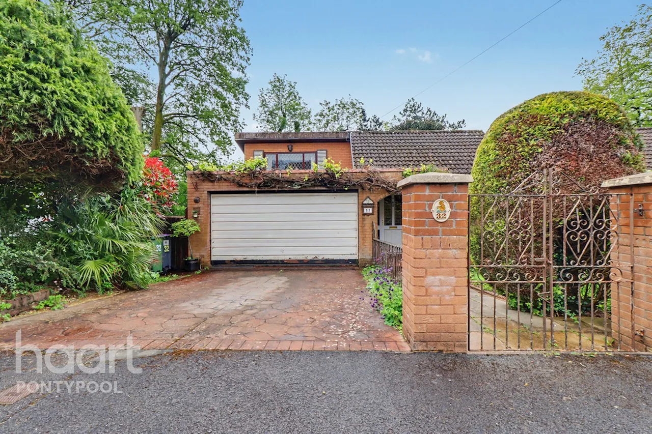 St Davids Close, Pontypool, NP4, photo 28