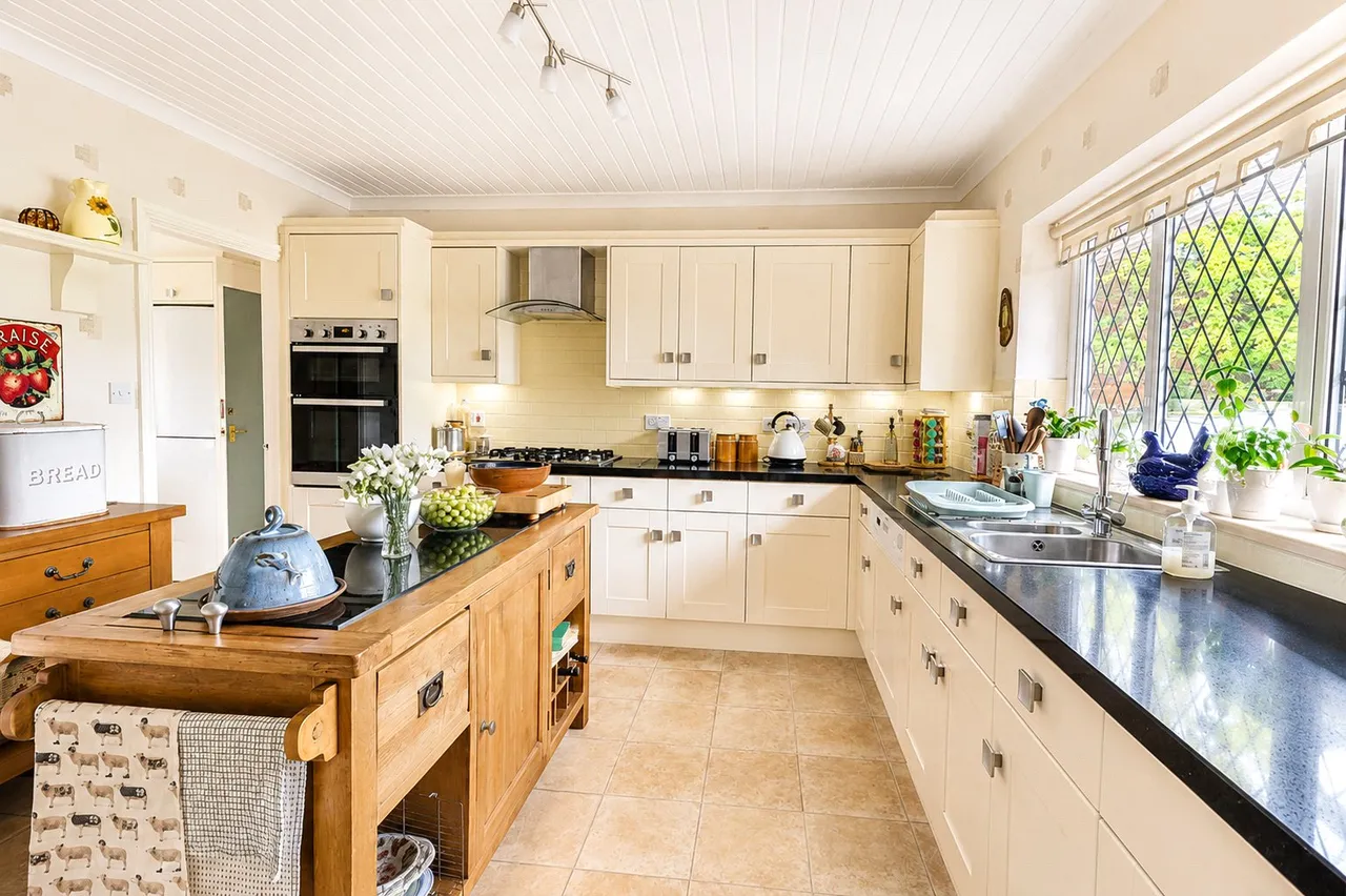 Chapel Cleeve, Minehead, TA24, photo 2