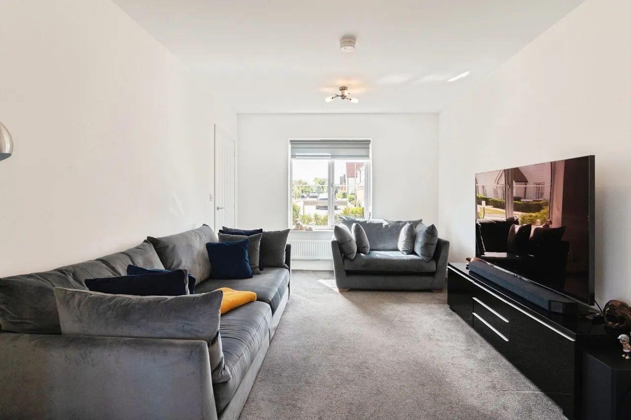 Kingfisher Street, Great Wakering, Southend-on-Sea, Essex, SS3, photo 2