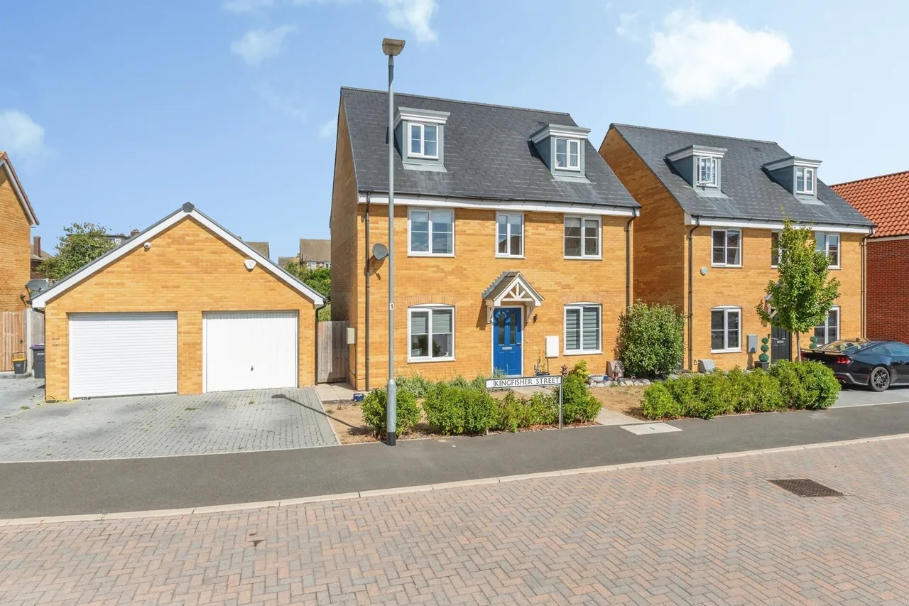 Kingfisher Street, Great Wakering, Southend-on-Sea, Essex, SS3, photo 35