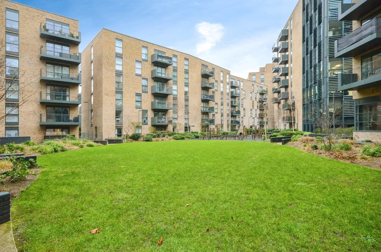 Lyon Road, Harrow, HA1, photo 13