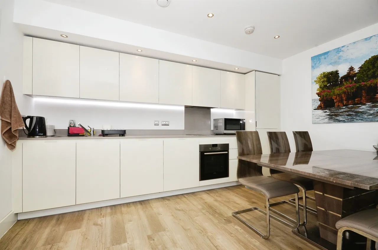 Lyon Road, Harrow, HA1, photo 4