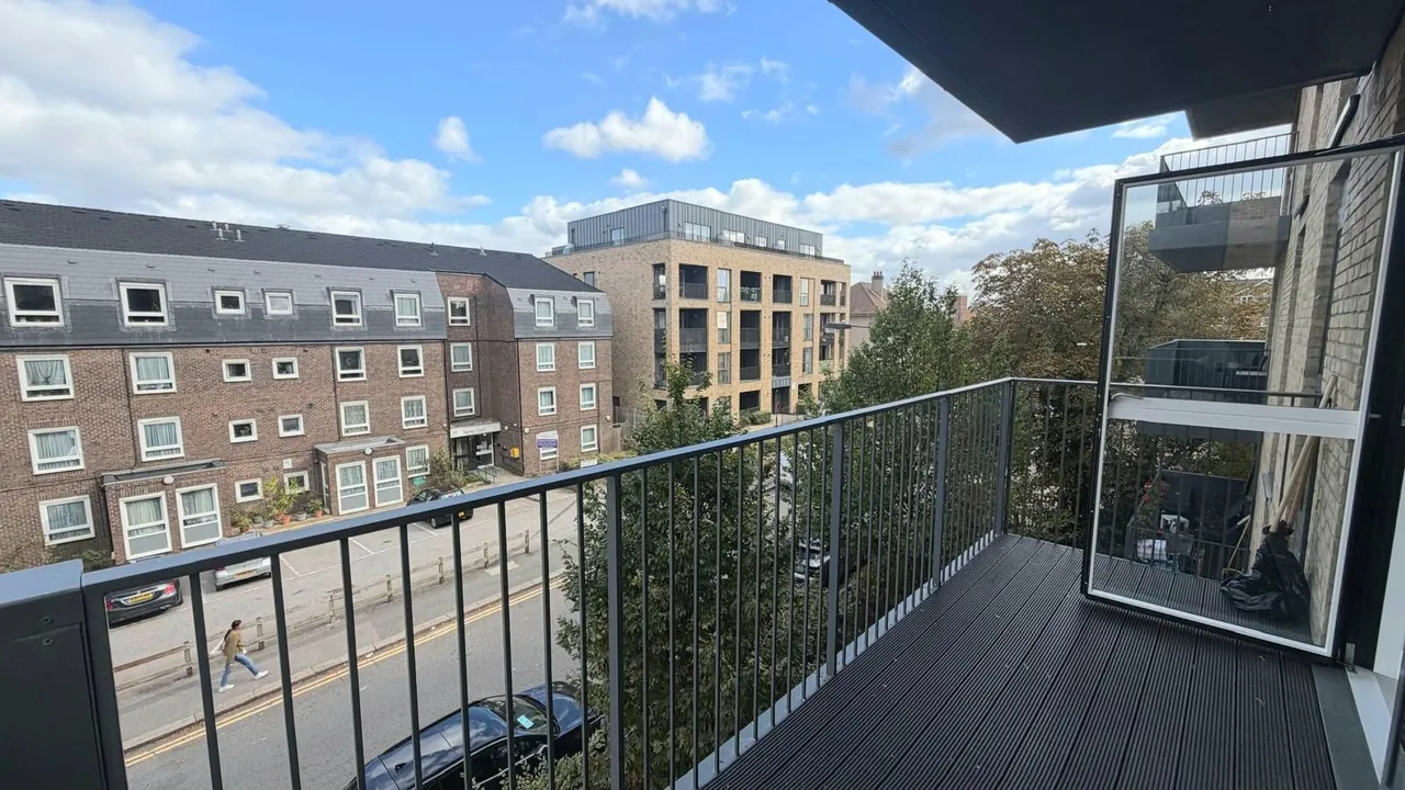 Lyon Road, Harrow, HA1, photo 11