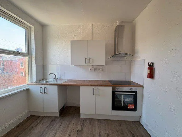 Clifford Road, Blackpool, Lancashire, FY1, photo 2