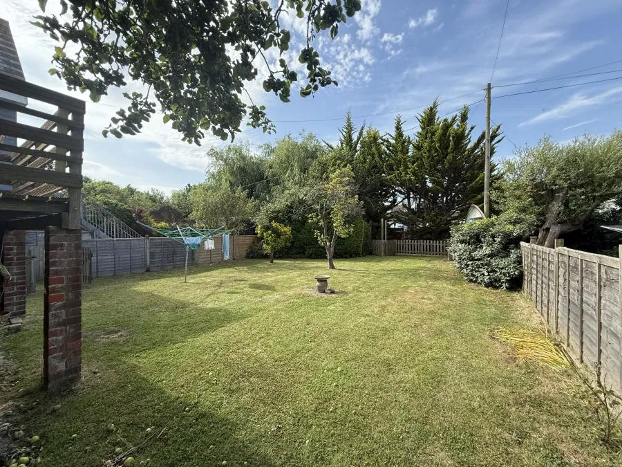 Duver Road, Seaview, PO34, photo 13