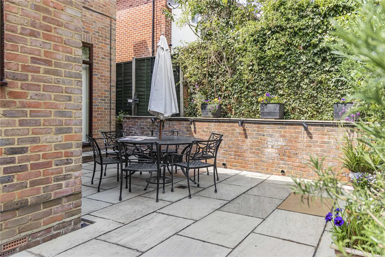 Jade House, Hendon Wood Lane, Mill Hill, NW7 4HS, photo 31