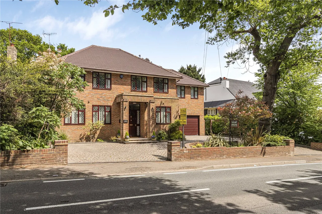 5 bed house for sale — Jade House, Hendon Wood Lane, Mill Hill, NW7 4HS