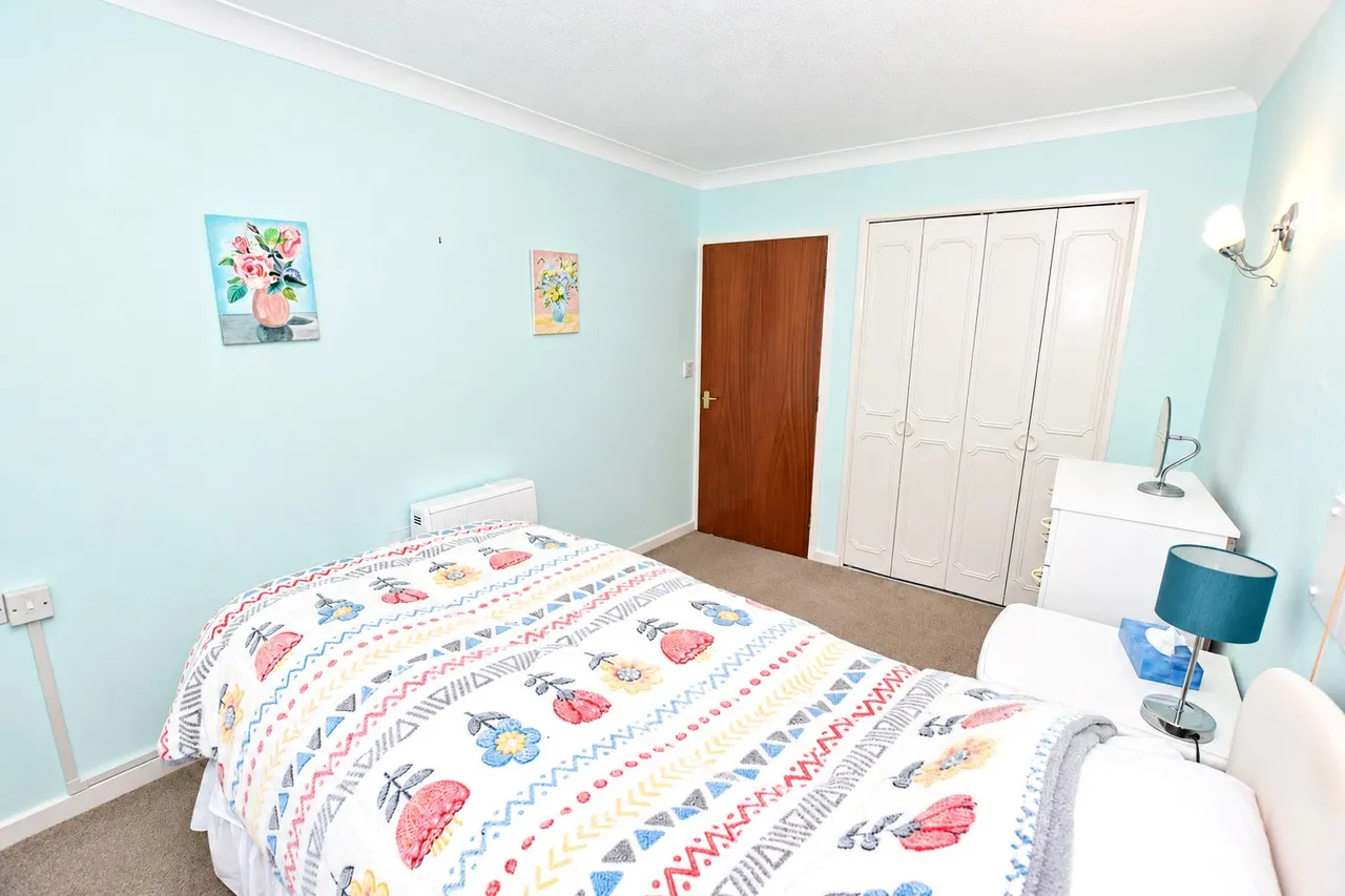 Manorside Close, Wirral, CH49, photo 5