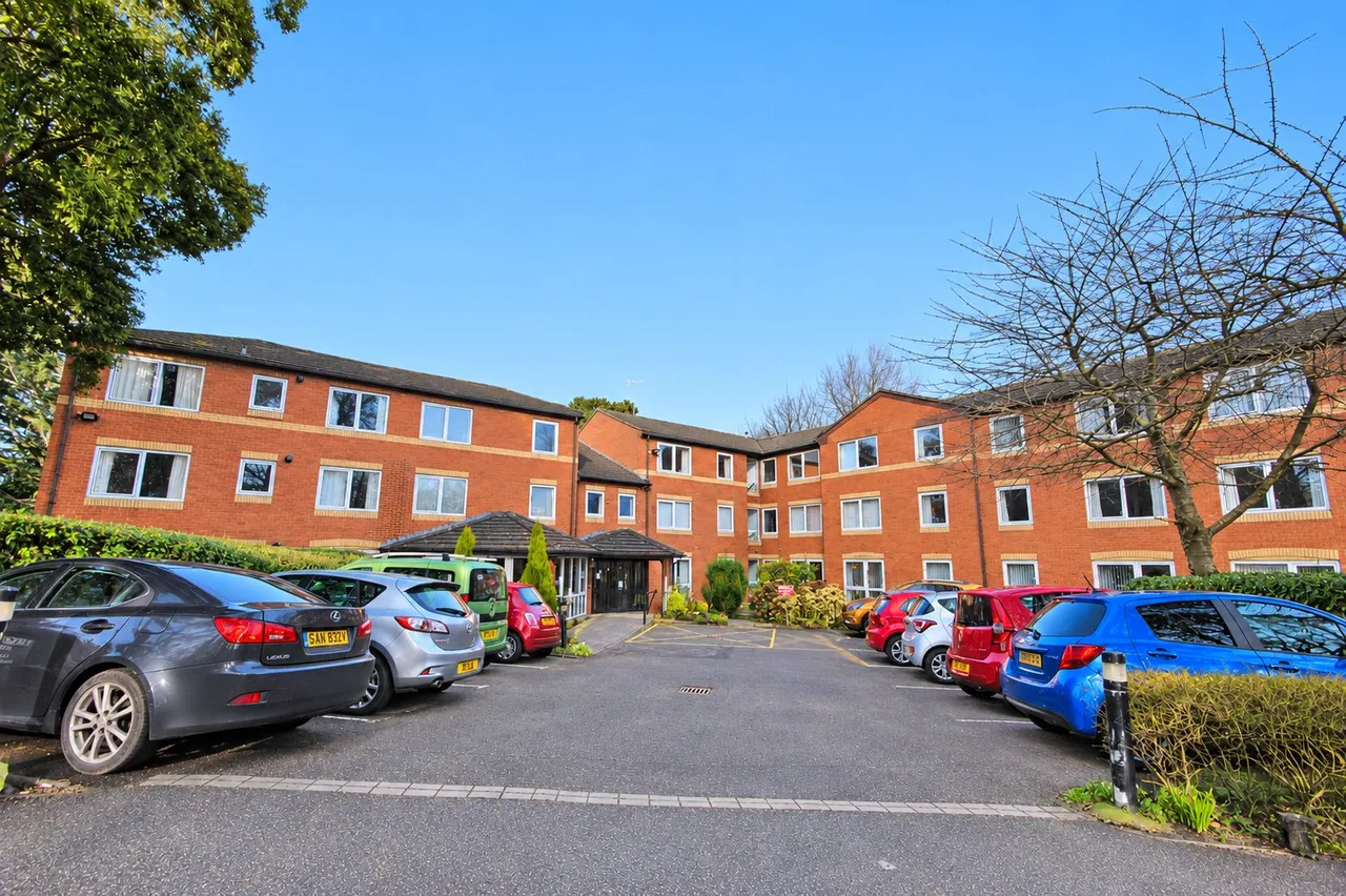 1 bed flat for sale, Manorside Close, Wirral, CH49