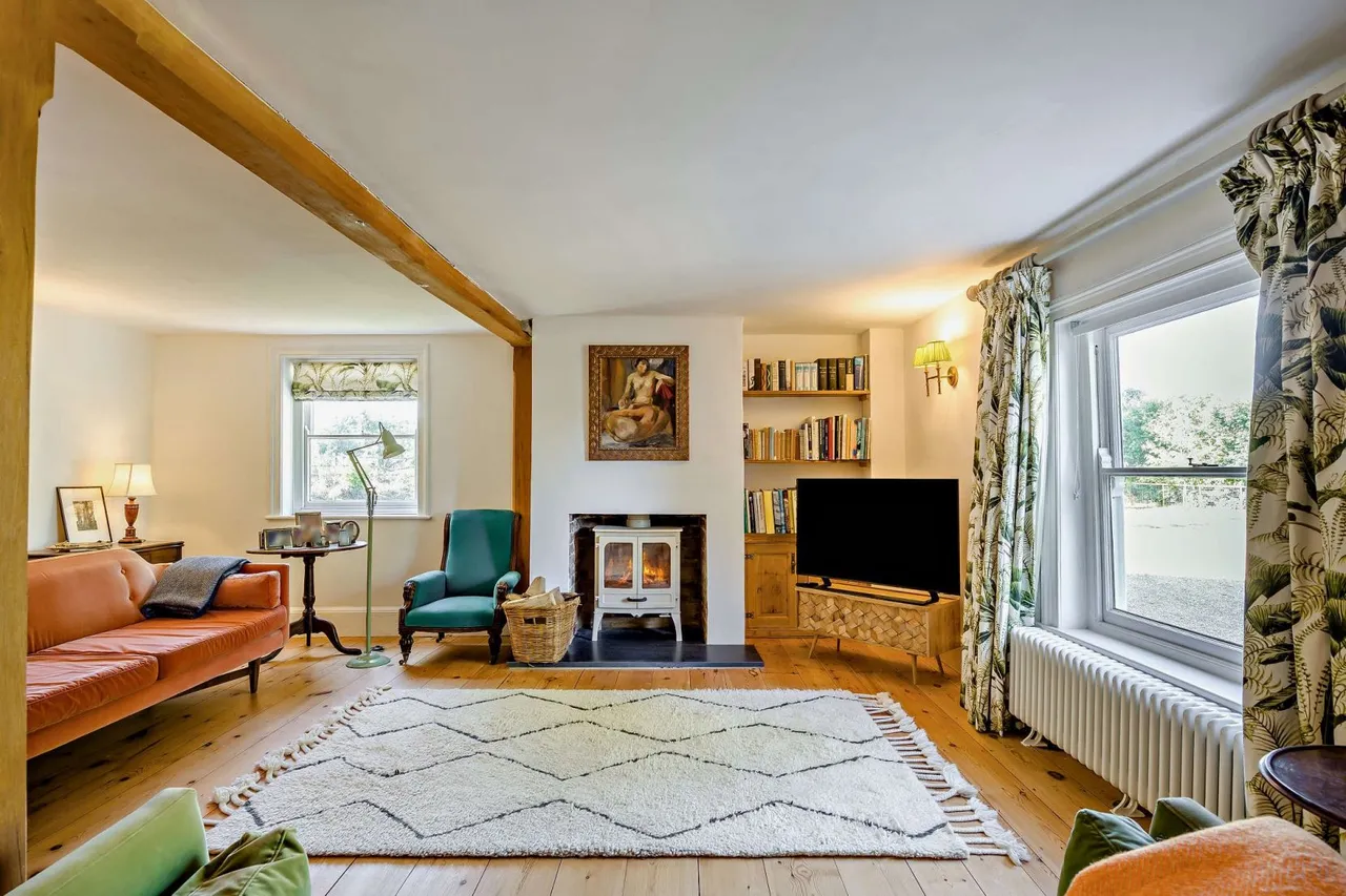 Delvyns Lane, Gestingthorpe, Halstead, Essex, CO9 3AE, photo 6