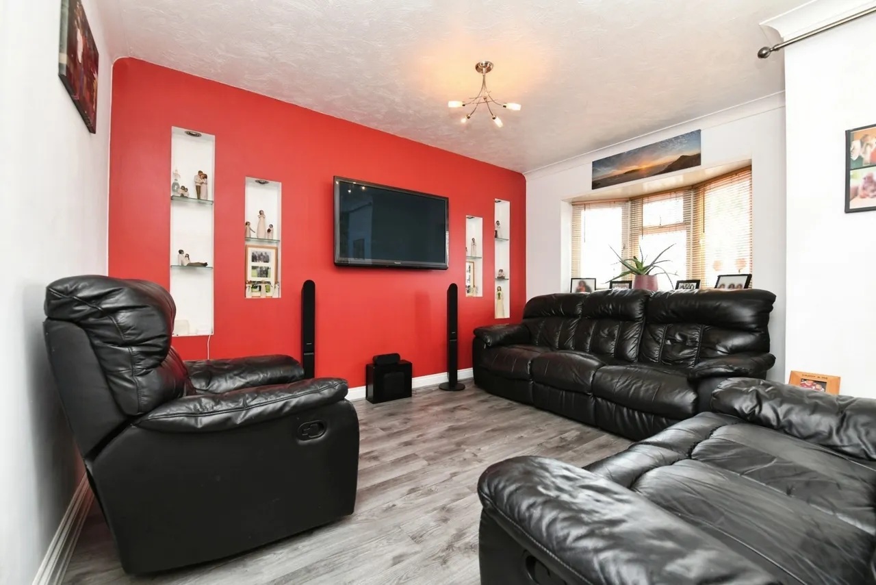Downs Grove, Basildon, Essex, SS16, photo 5