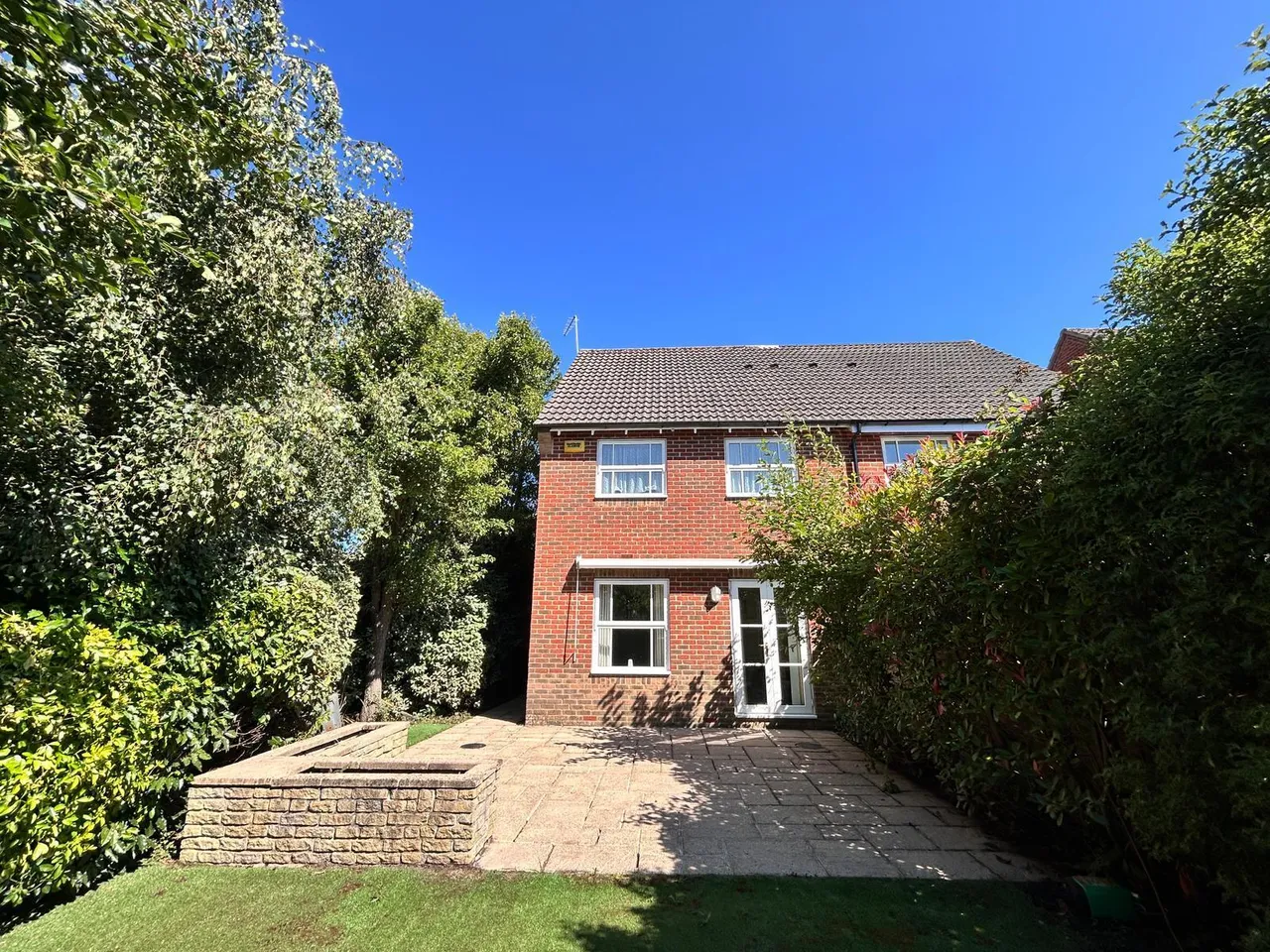 3 bed house for sale — St. Cleeve Way, Ferndown