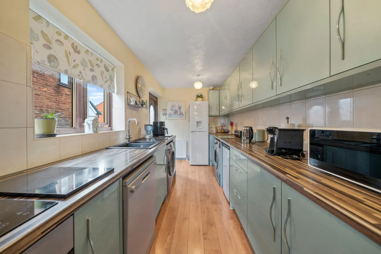 Bryn Road South, Ashton-In-Makerfield, Wigan, Wigan, WN4 8QR, photo 12