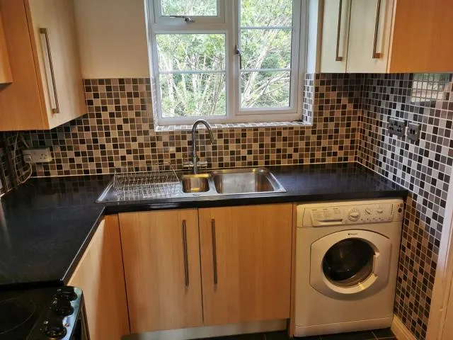 Marlborough House, Courtlands, SL6, photo 4