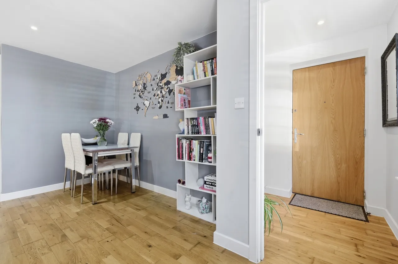 Howard Close, Waltham Abbey, EN9, photo 10