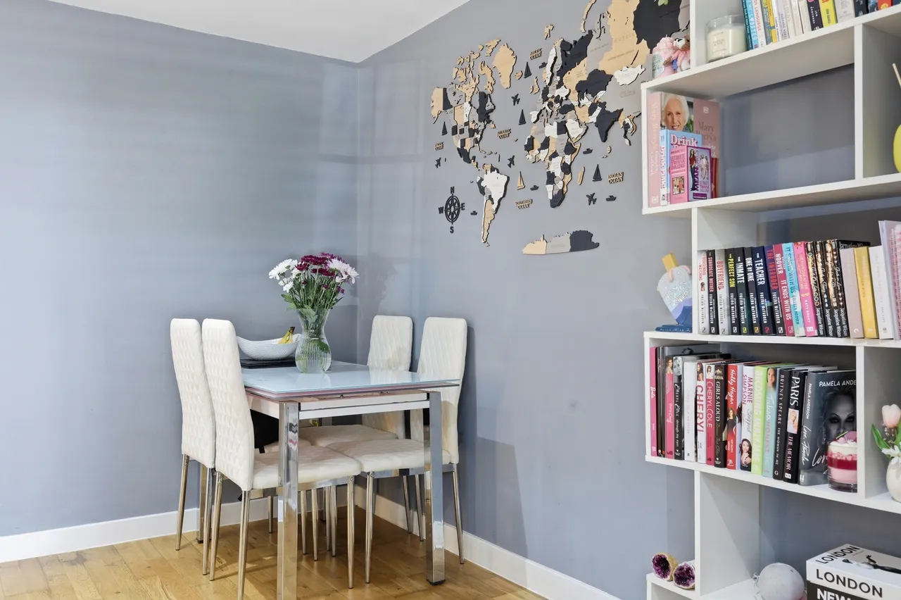 Howard Close, Waltham Abbey, EN9, photo 6