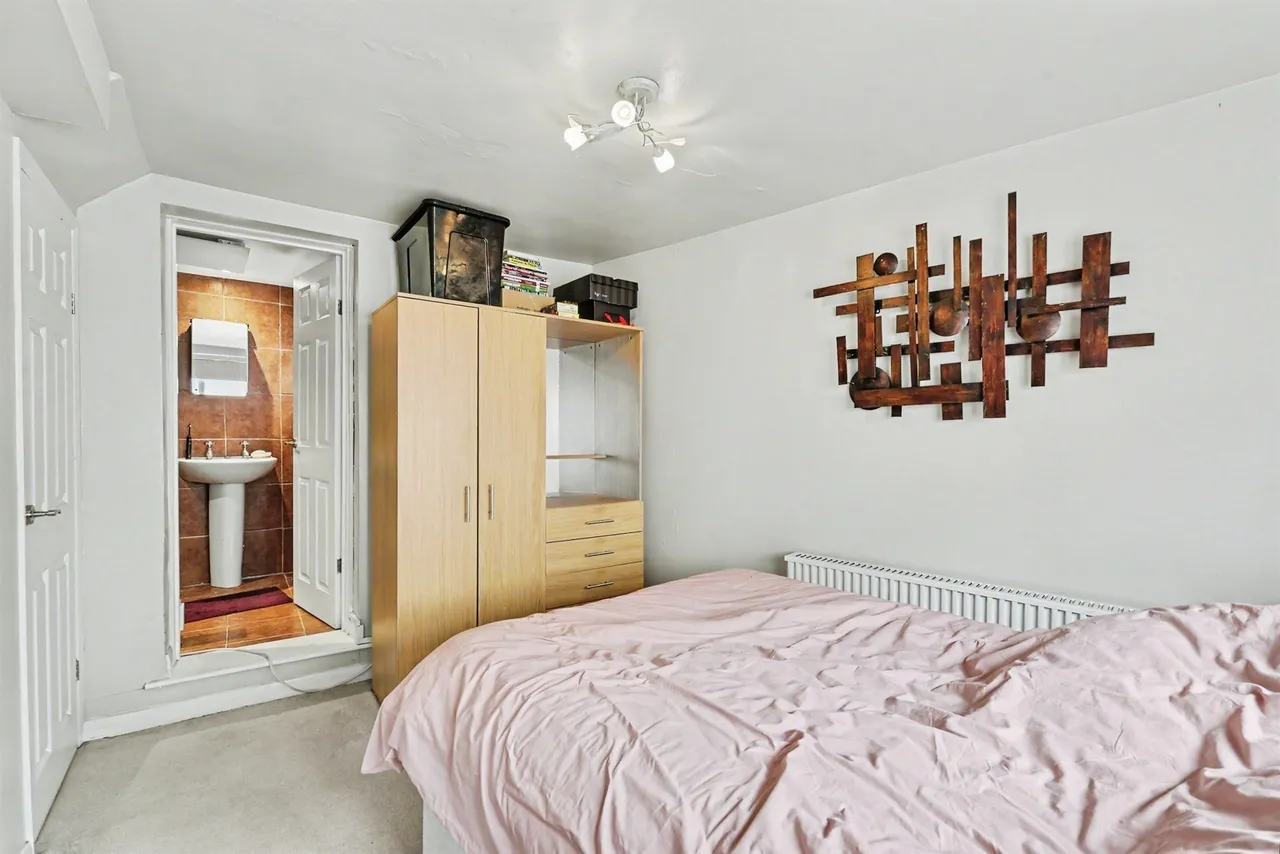 Chapel Lane, Hackleton, NN7, photo 10