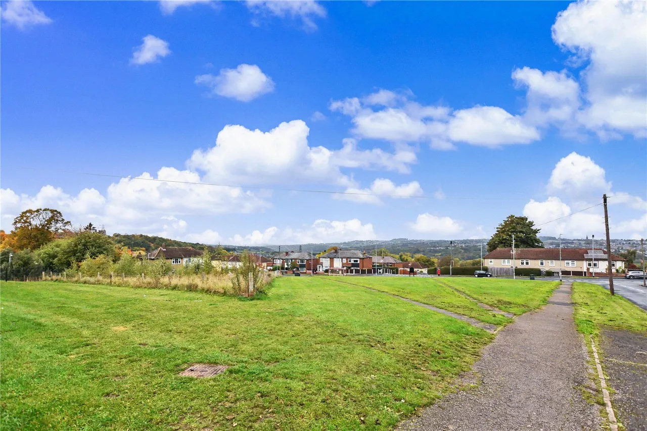 Summerfield Drive, Leeds, LS13, photo 10