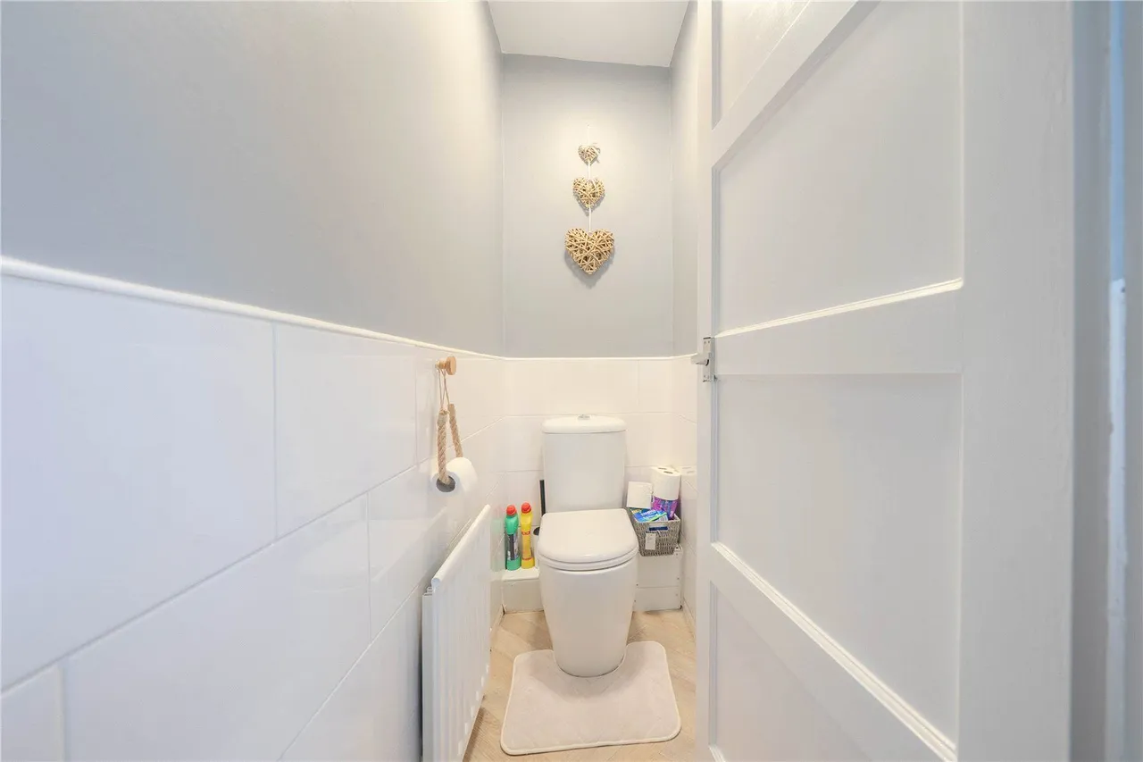 Summerfield Drive, Leeds, LS13, photo 17
