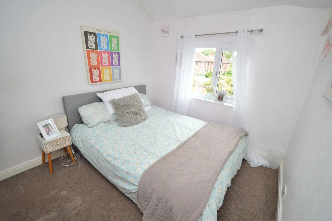 Furness Grove, Stockport, photo 12