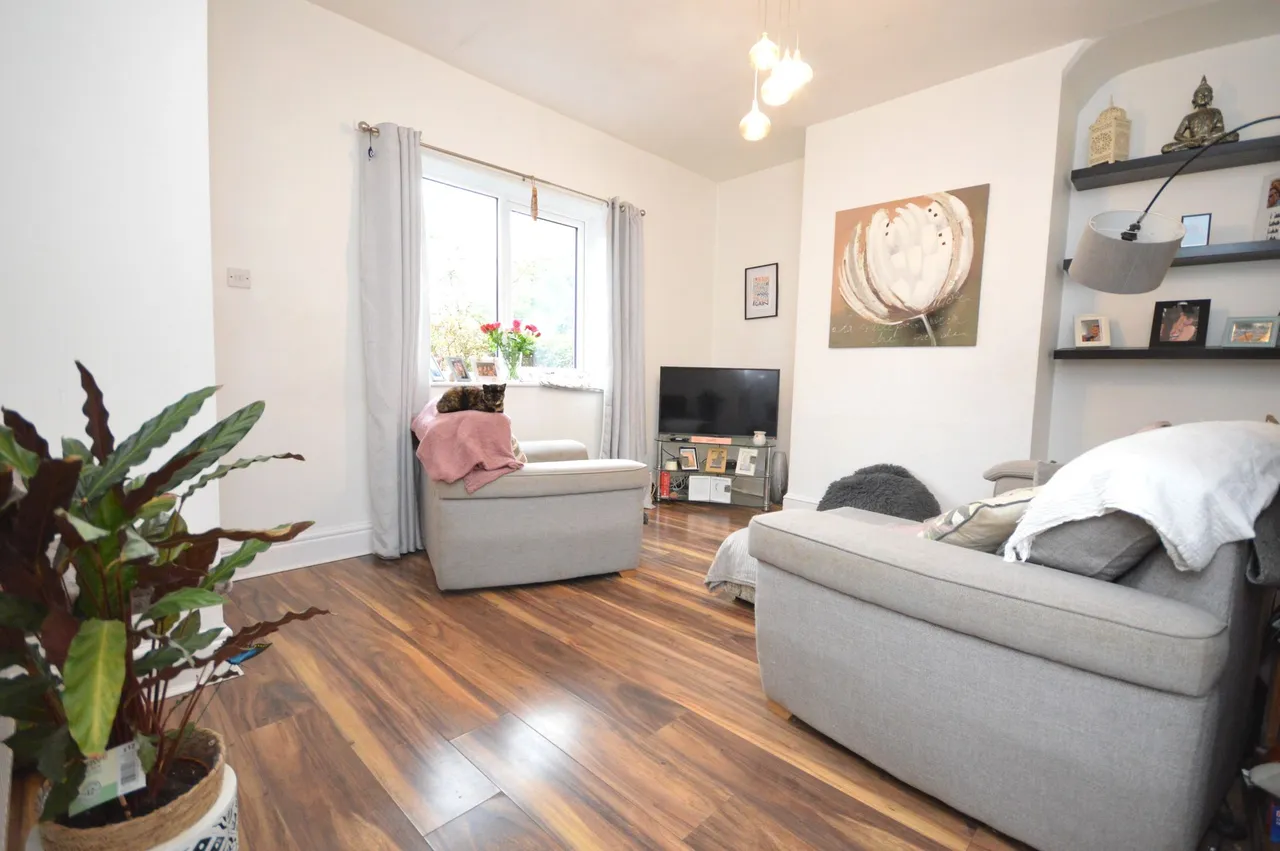 Furness Grove, Stockport, photo 5