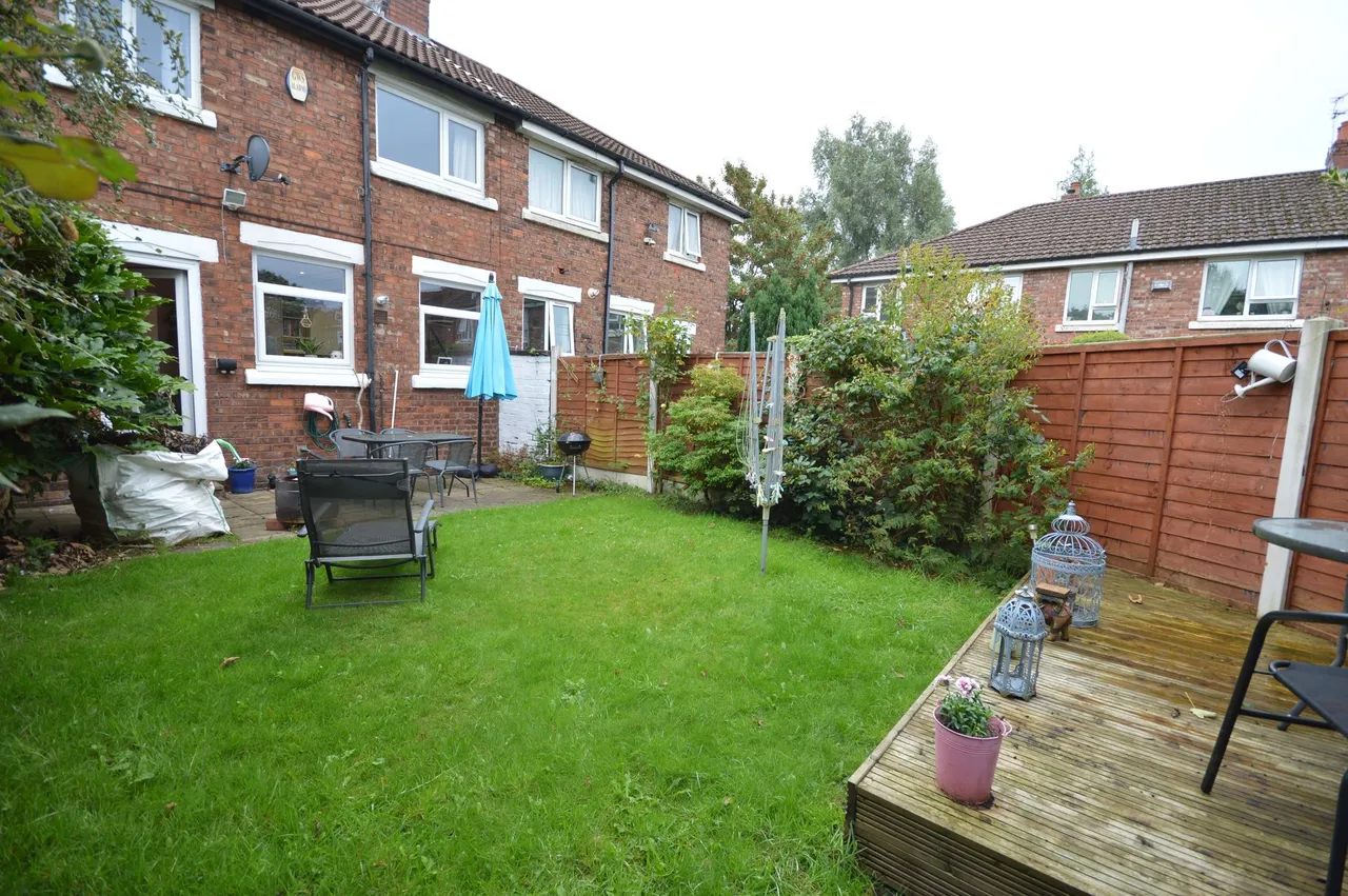 Furness Grove, Stockport, photo 17