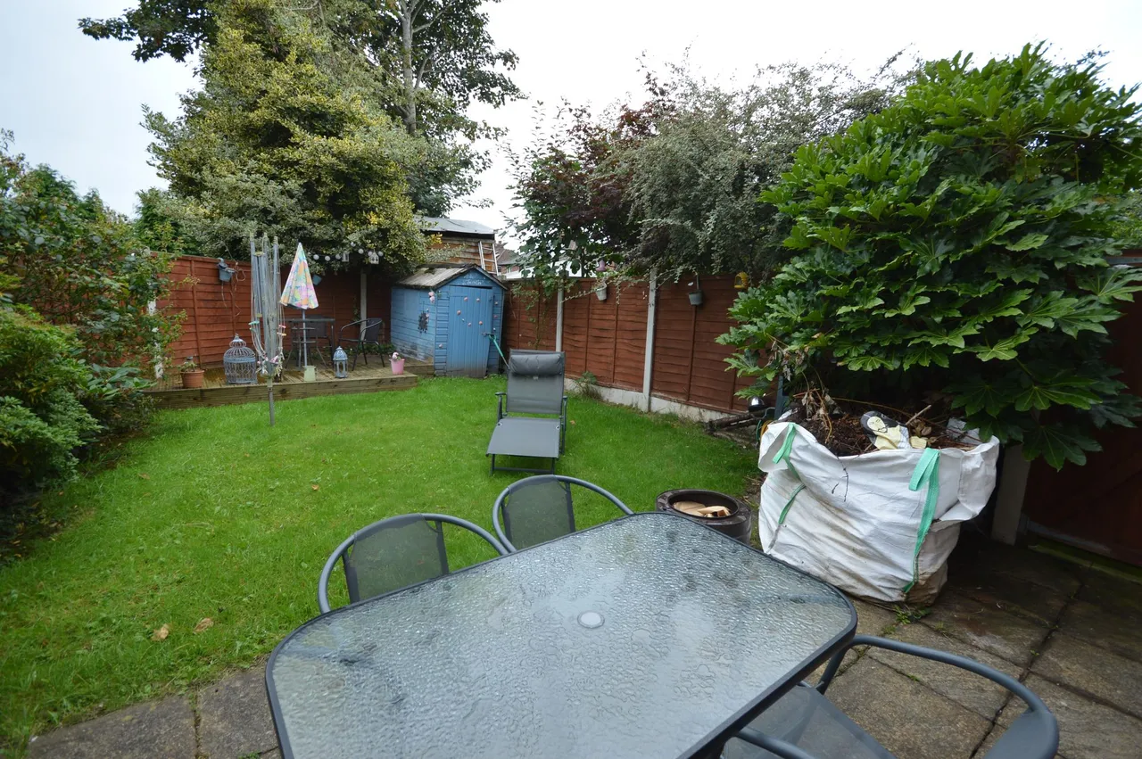 Furness Grove, Stockport, photo 18