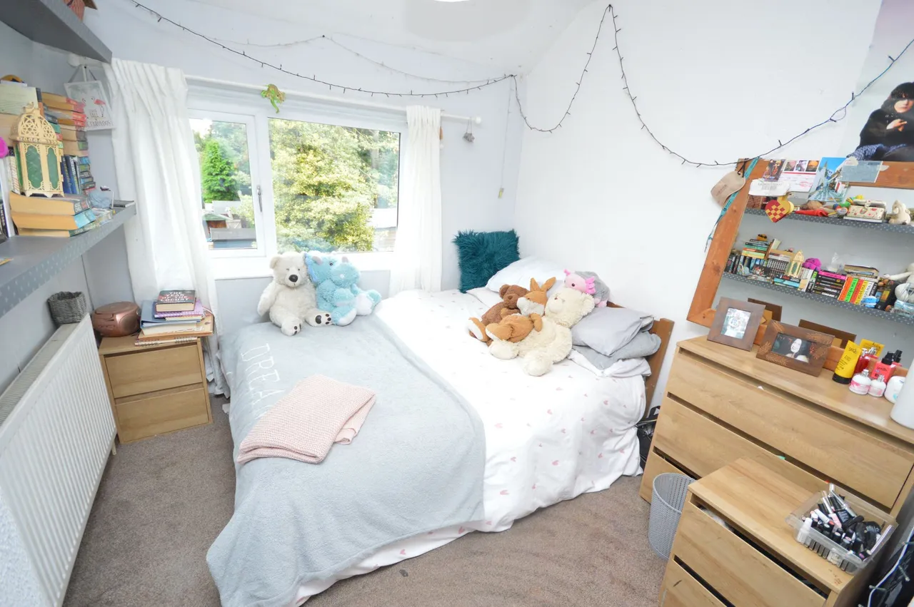 Furness Grove, Stockport, photo 13