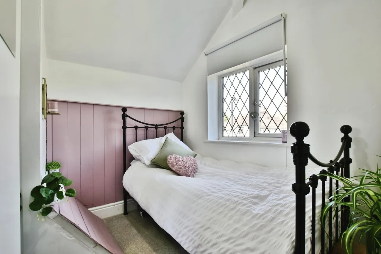 Malpas Drive, Timperley, Altrincham, WA14, photo 10
