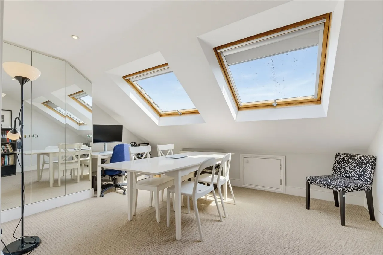 Grandison Road, London, SW11, photo 17