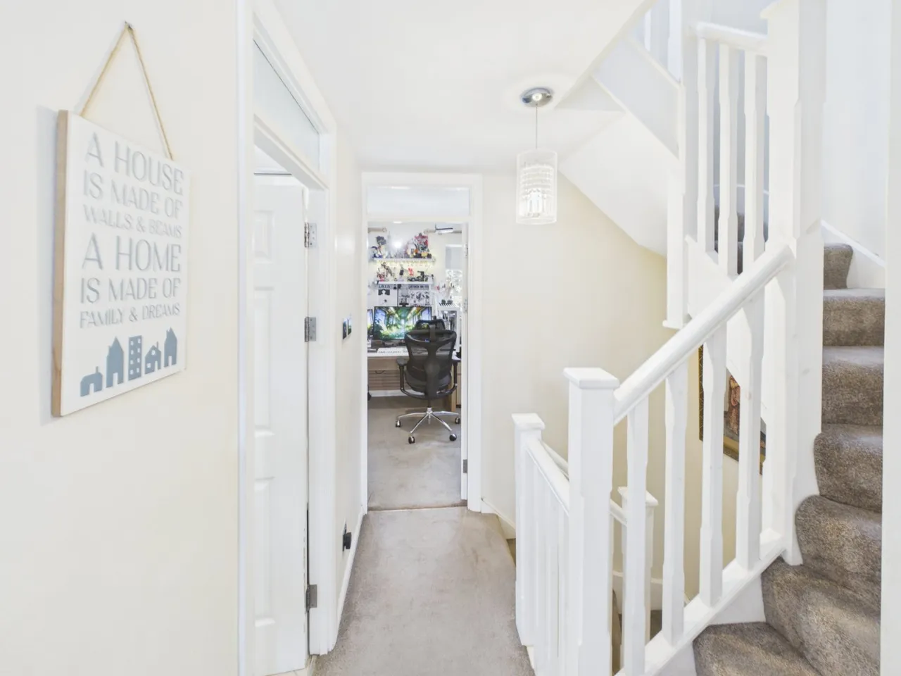 Petworth Court, Windsor, SL4, photo 12