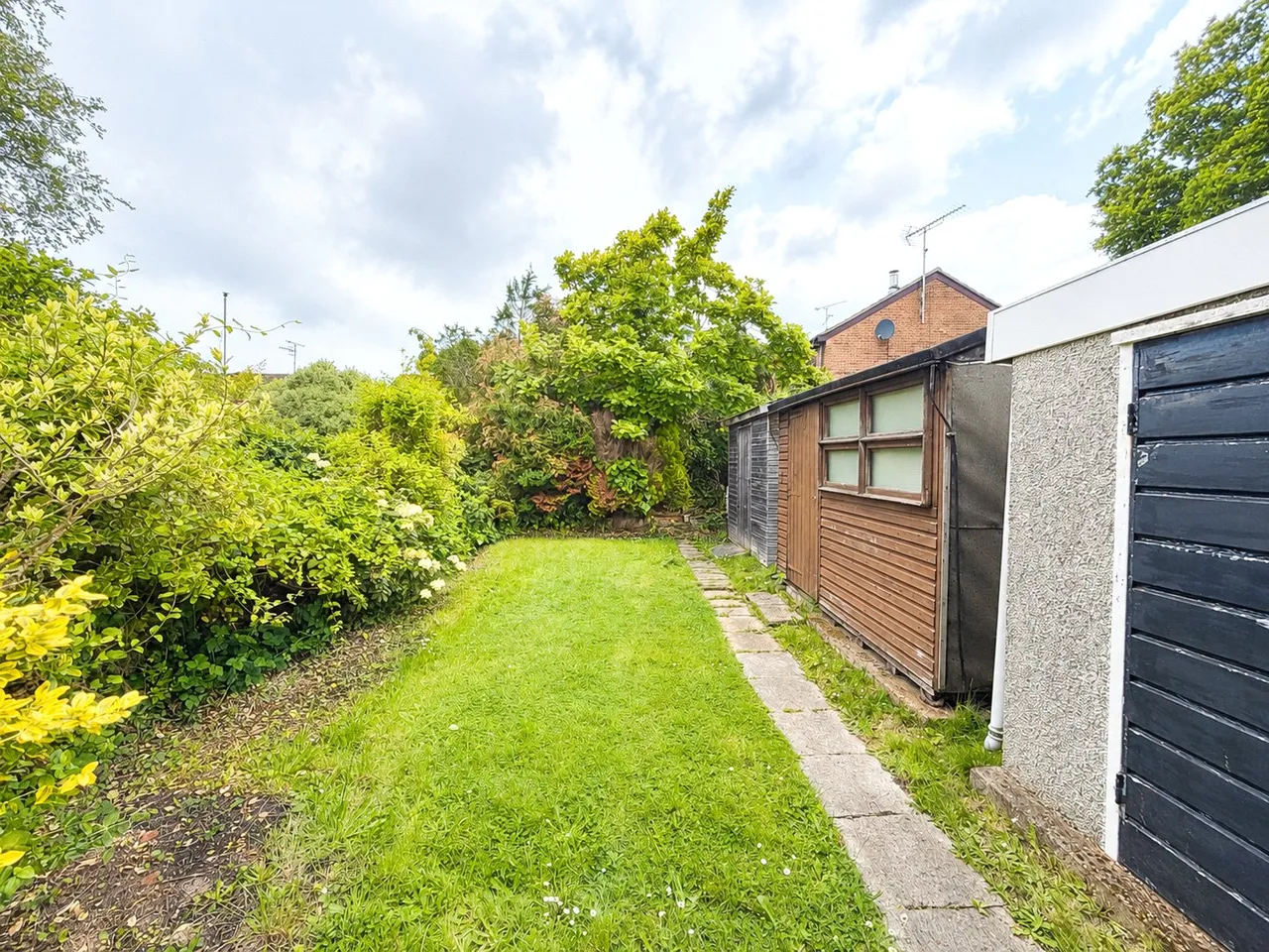Jubilee Road, Aldershot, Hampshire, GU11 3QE, photo 2