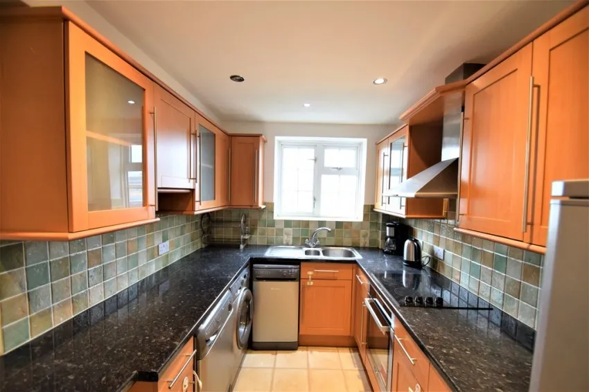 Stamford Court, W6, photo 2
