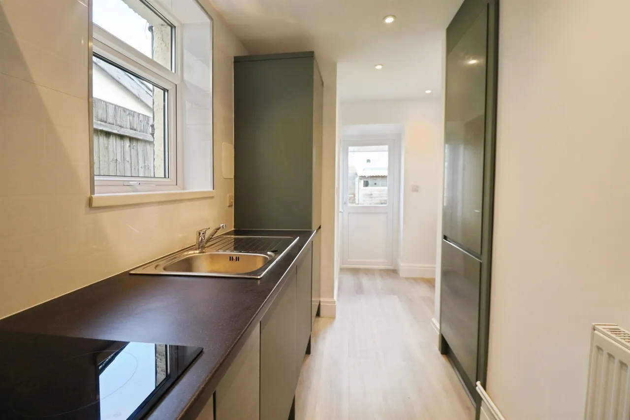 Fairwater Grove West Cardiff, CF5, photo 7