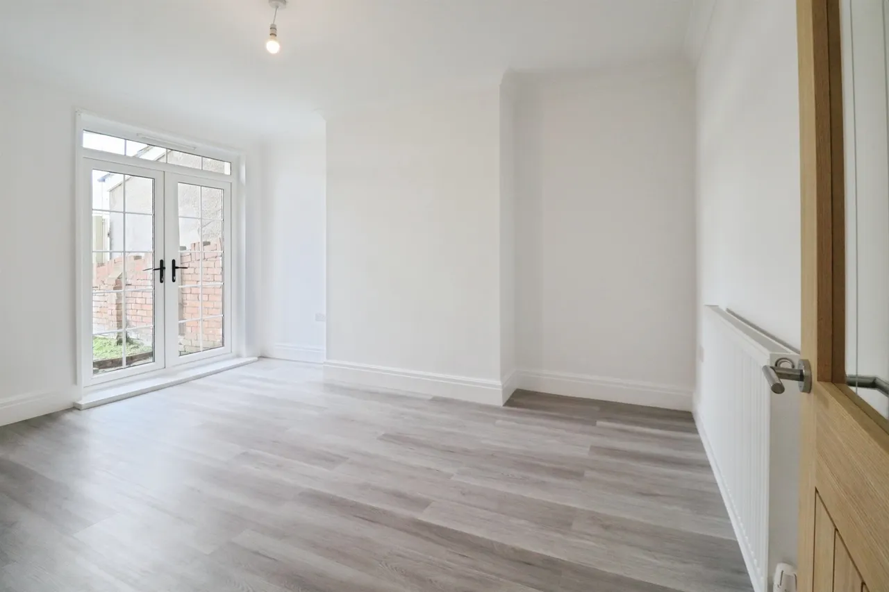 Fairwater Grove West Cardiff, CF5, photo 4