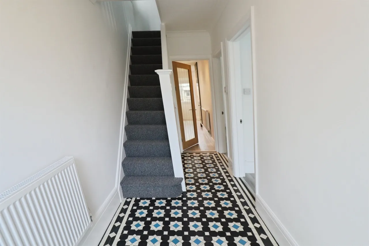 Fairwater Grove West Cardiff, CF5, photo 17