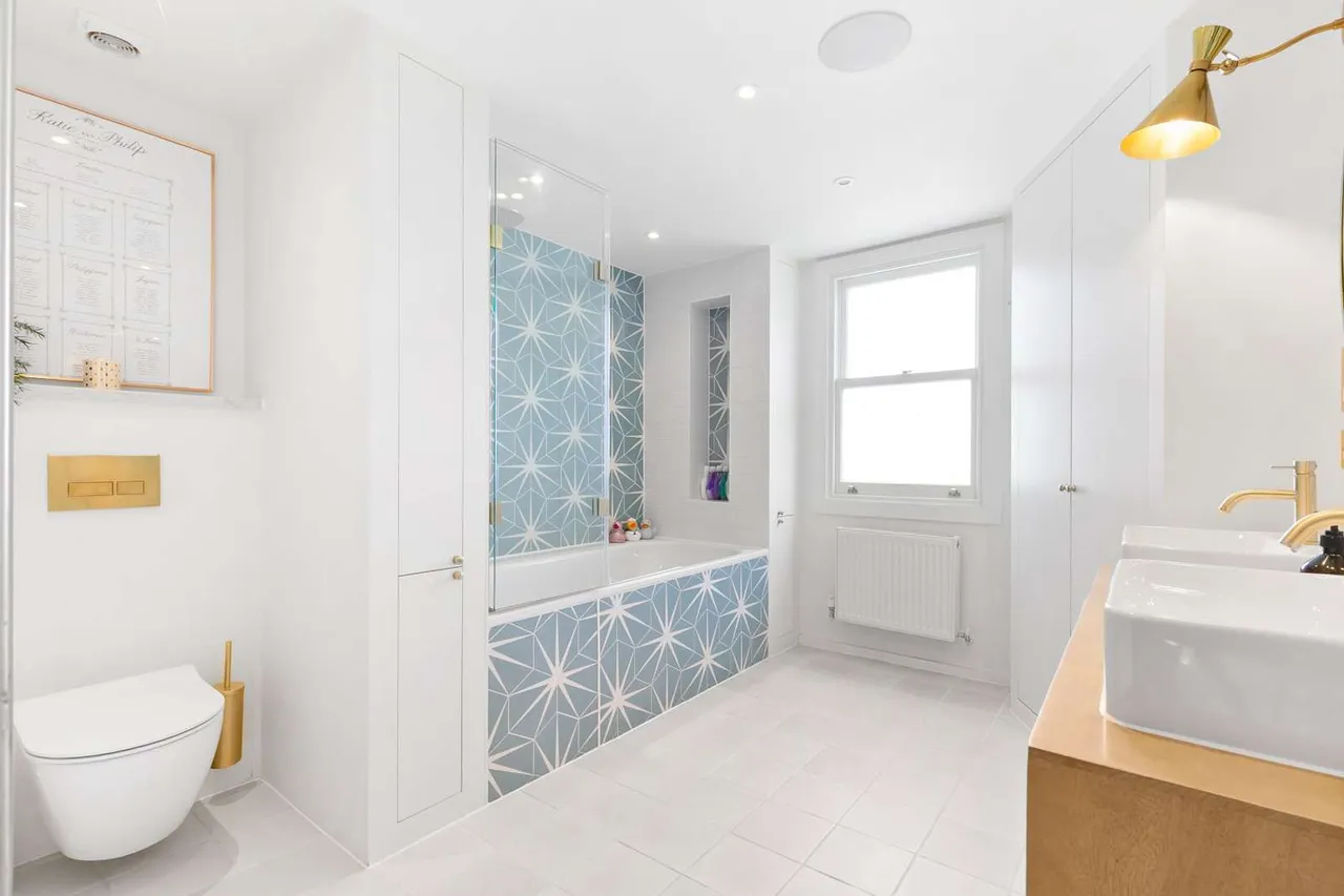 Geraldine Road, London, SW18, photo 12