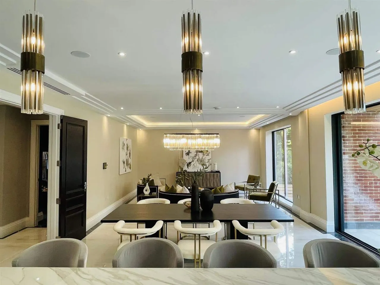 Tamara Court, Stradbroke Drive, Chigwell, photo 4