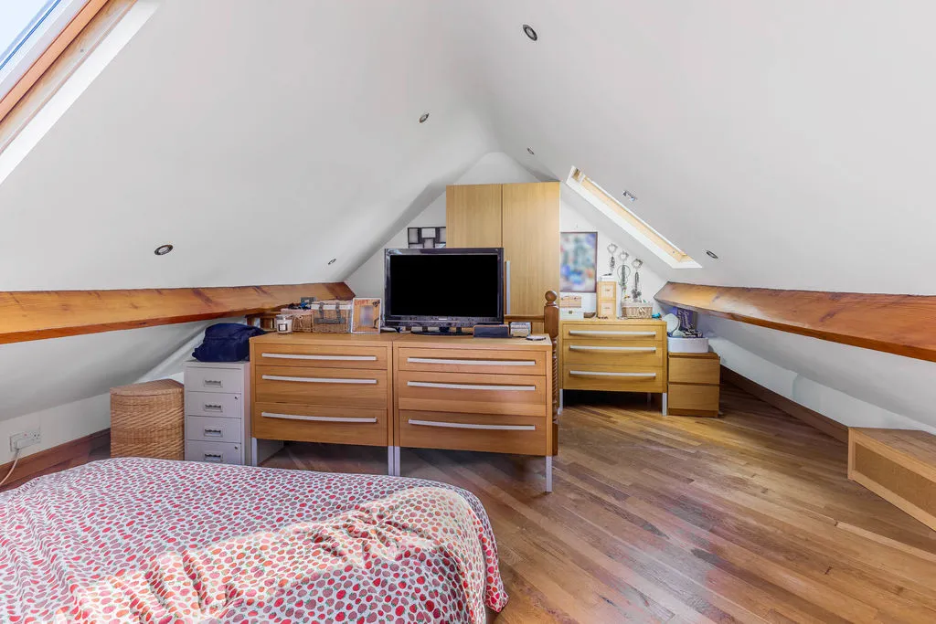 Whalley Avenue, Littleborough, OL15, photo 7